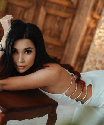 Со мной ты откроешь новые грани удовольствия и окунешься в мир страсти и наслаждения. Я живу в Москве, готова предложить тебе широкий спектр услуг - от классического массажа до экзотического стриптиза. Твое удовольствие - мое главное приоритет, поэтому я предлагаю индивидуальный и профессиональный подход к каждому клиенту. У меня есть отличные отзывы, которые подтверждают мою высокую надежность и качество услуг. Смотри мои фото, чтобы увидеть, что я на самом деле горячая и сексуальная. Обратившись ко мне, ты откроешь для себя новые грани блаженства. 😘🔥💋 12177, 25 лет